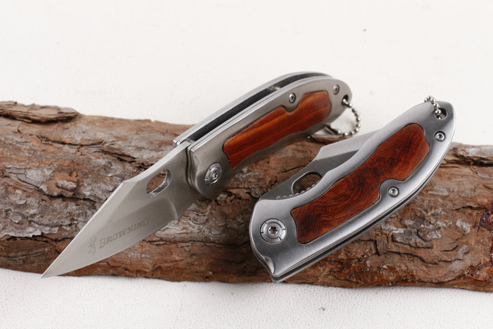 Browning F113 folding knife with wood and steel handle UD405196